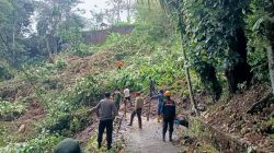 Diguyur Hujan Deras, Longsor 30 Meter Putus Akses Sukarame–Tanjungjaya Tasikmalaya