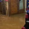 Banjir Terjang Salawu saat Warga Berbuka, Dua Rumah Rusak Berat