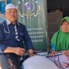 Dicoret dari Bansos, Lansia di Kawalu Tasikmalaya Terima Bantuan Yayasan Padi