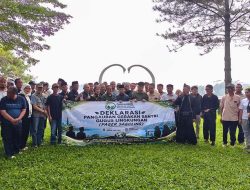 Hari Kebangkitan Nasional, Pager Saguling Deklarasikan Gerakan Santri Penyelamat Lingkungan