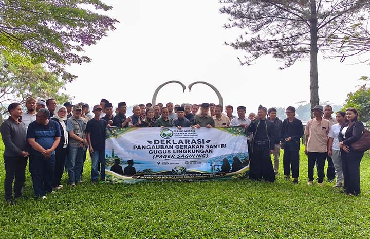 Hari Kebangkitan Nasional, Pager Saguling Deklarasikan Gerakan Santri Penyelamat Lingkungan