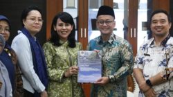 Kampung Naga Jadi Fokus Kajian HPL, Bupati Cecep Tekankan Perlindungan Masyarakat Adat