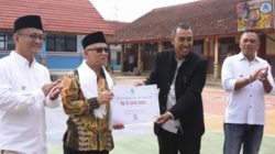 Bupati Cecep dan Wamendikdasmen Tinjau Pembelajaran di SMPN 2 Singaparna