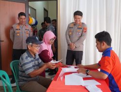 Ratusan Warga Mangunreja Nikmati Layanan Kesehatan Gratis yang Digelar Polisi