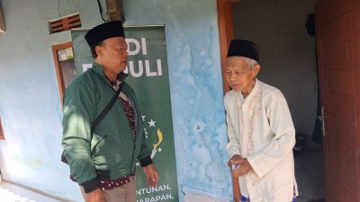 Program Save Jompo Salurkan 1,6 Ton Beras, Yayasan Padi Apresiasi Kepedulian Para Agnia