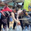 Warga Curhat Kekurangan Air Saat Ngariung, Besoknya Polisi Datang Bawa Tangki